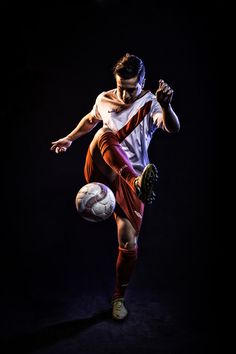 逐渐跻身世 逐渐跻身世